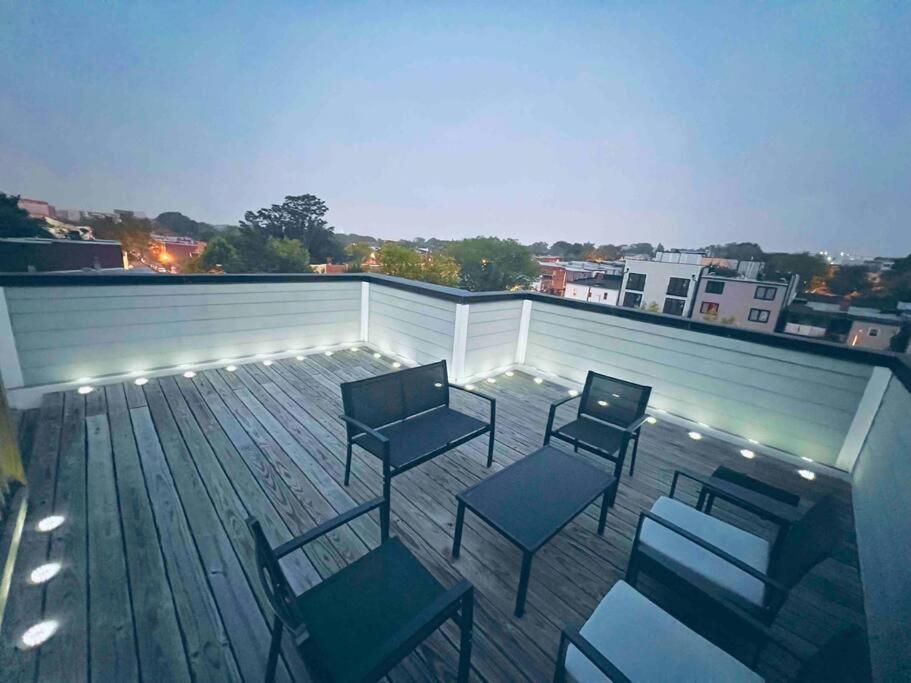 Luxurious 3bdr Penthouse With Private Rooftop Capitol And Monument Views Near Popular H Street Corridor Free Parking And Cancellation Holiday home Washington