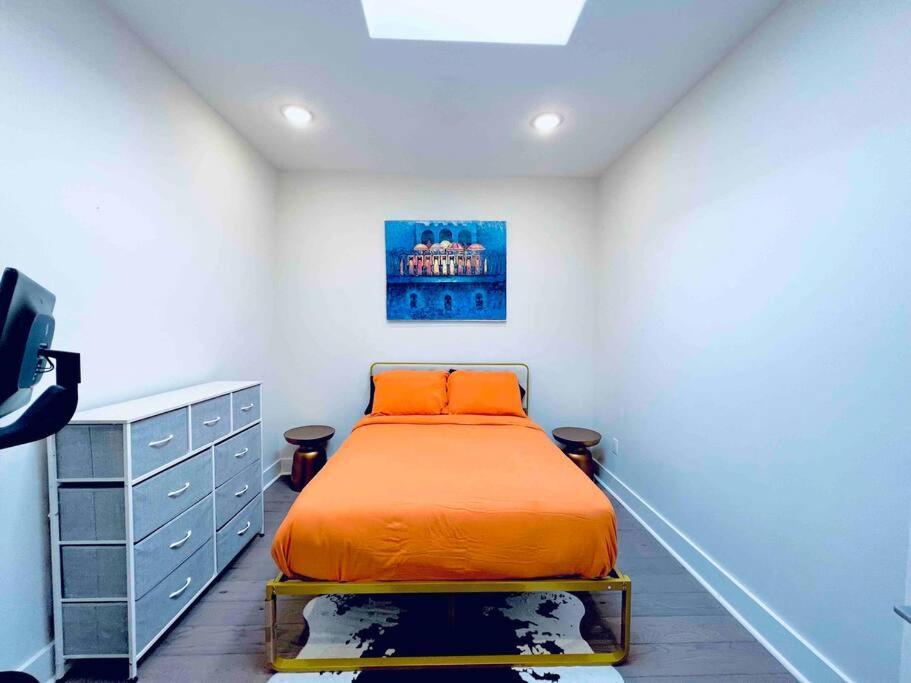 Luxurious 3bdr Penthouse With Private Rooftop Capitol And Monument Views Near Popular H Street Corridor Free Parking And Cancellation *