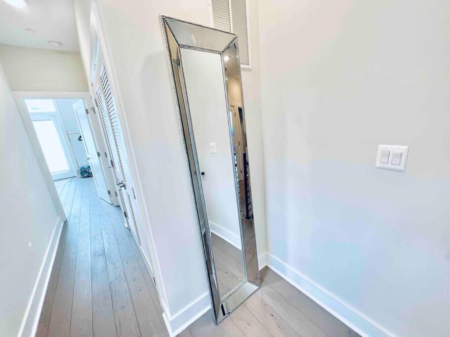 Ferienhaus Luxurious 3bdr Penthouse With Private Rooftop Capitol And Monument Views Near Popular H Street Corridor Free Parking And Cancellation *